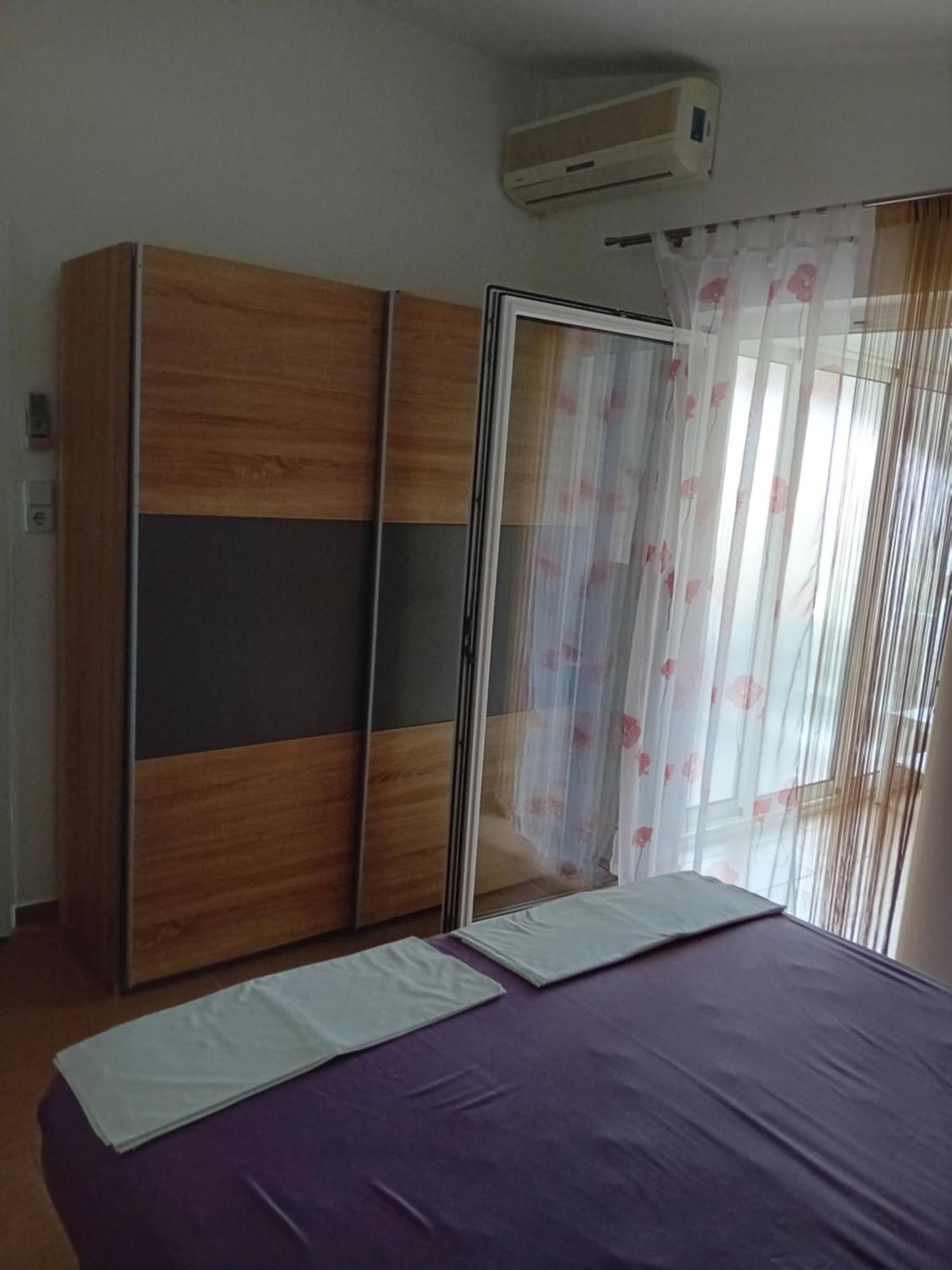 Apatmani Peternel Apartment *