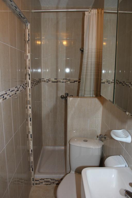 Apatmani Peternel Apartment Vir
